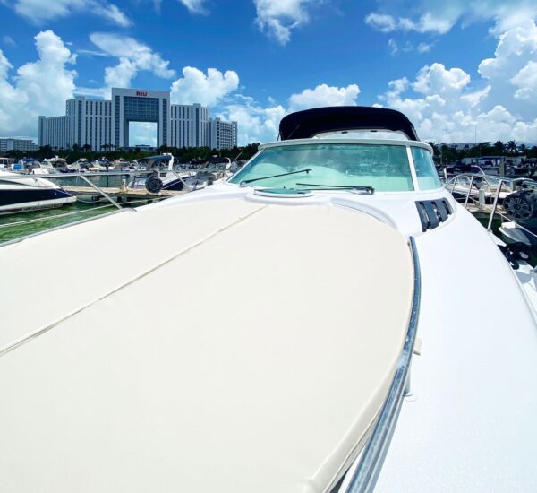 🛥️ Renta de Yate en Cancún - Morena 43FT | ¡Tu Aventura en el Caribe!